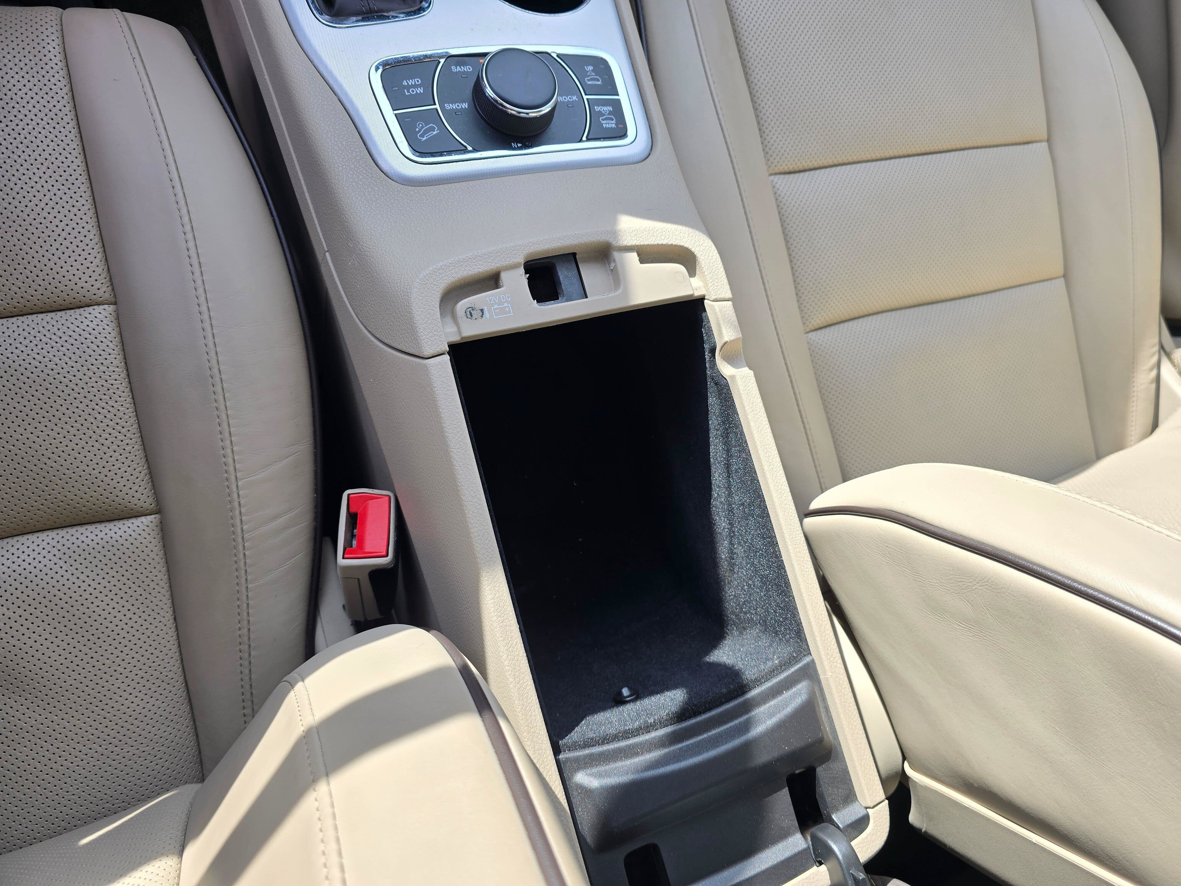 Used 2021 Jeep Grand Cherokee Summit w/ Platinum Series Group AWD/4WD image 29