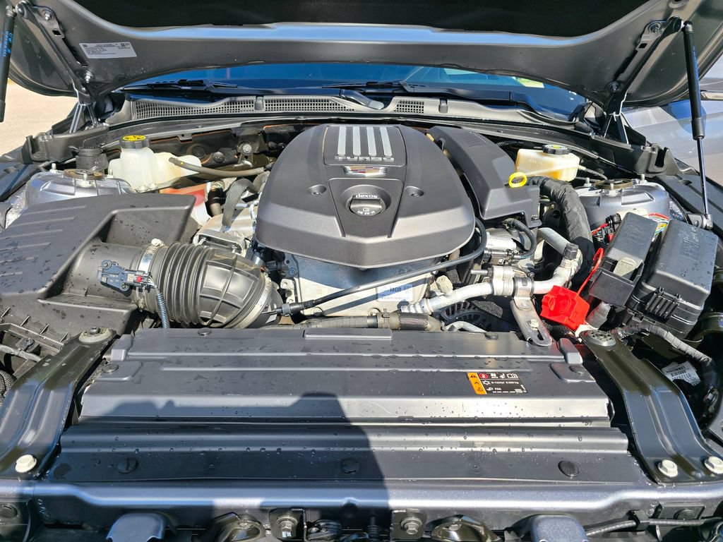 Used 2022 Cadillac CT4 V w/ Technology Package RWD image 13