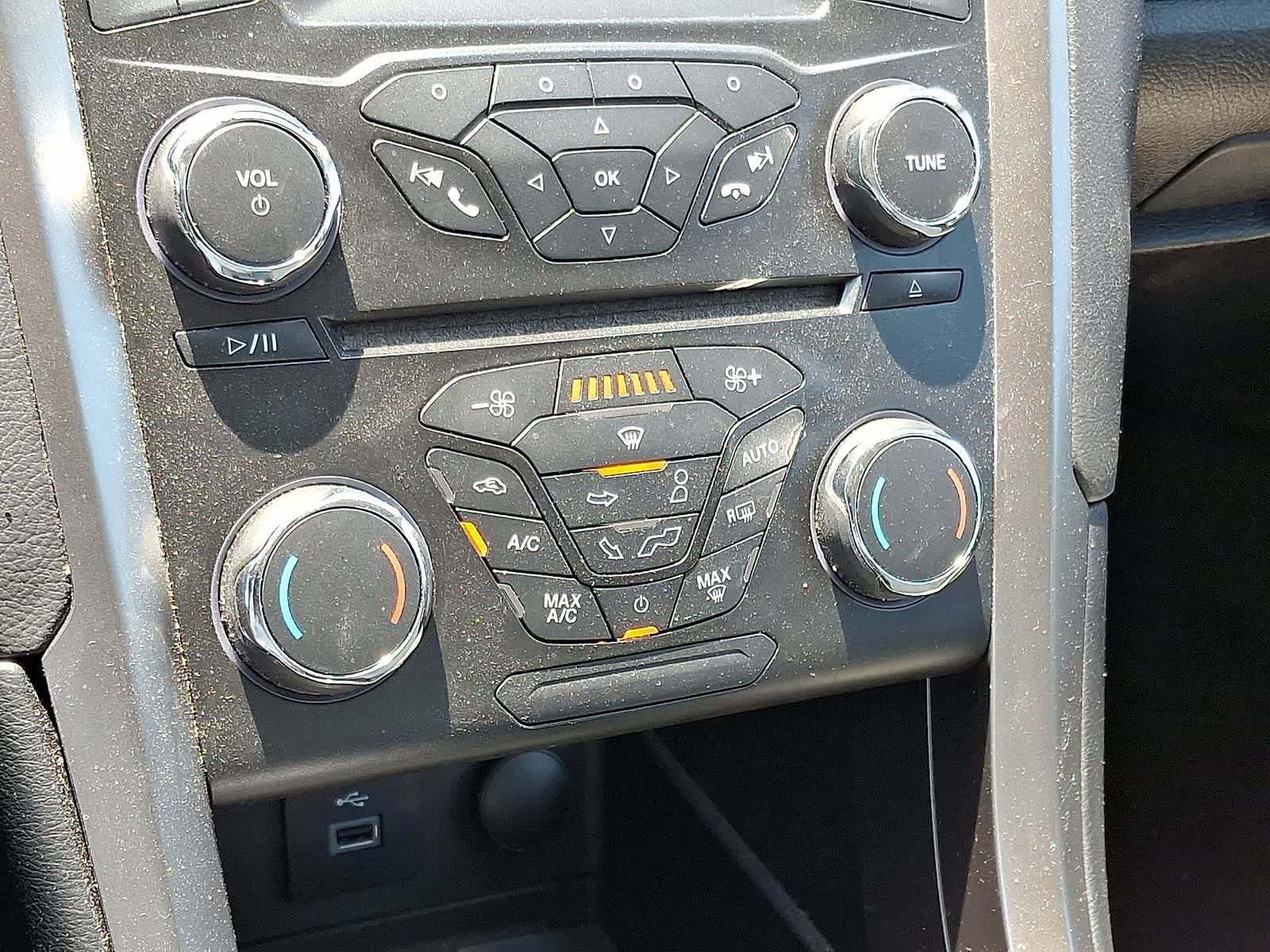 Used 2018 Ford Fusion S FWD image 23
