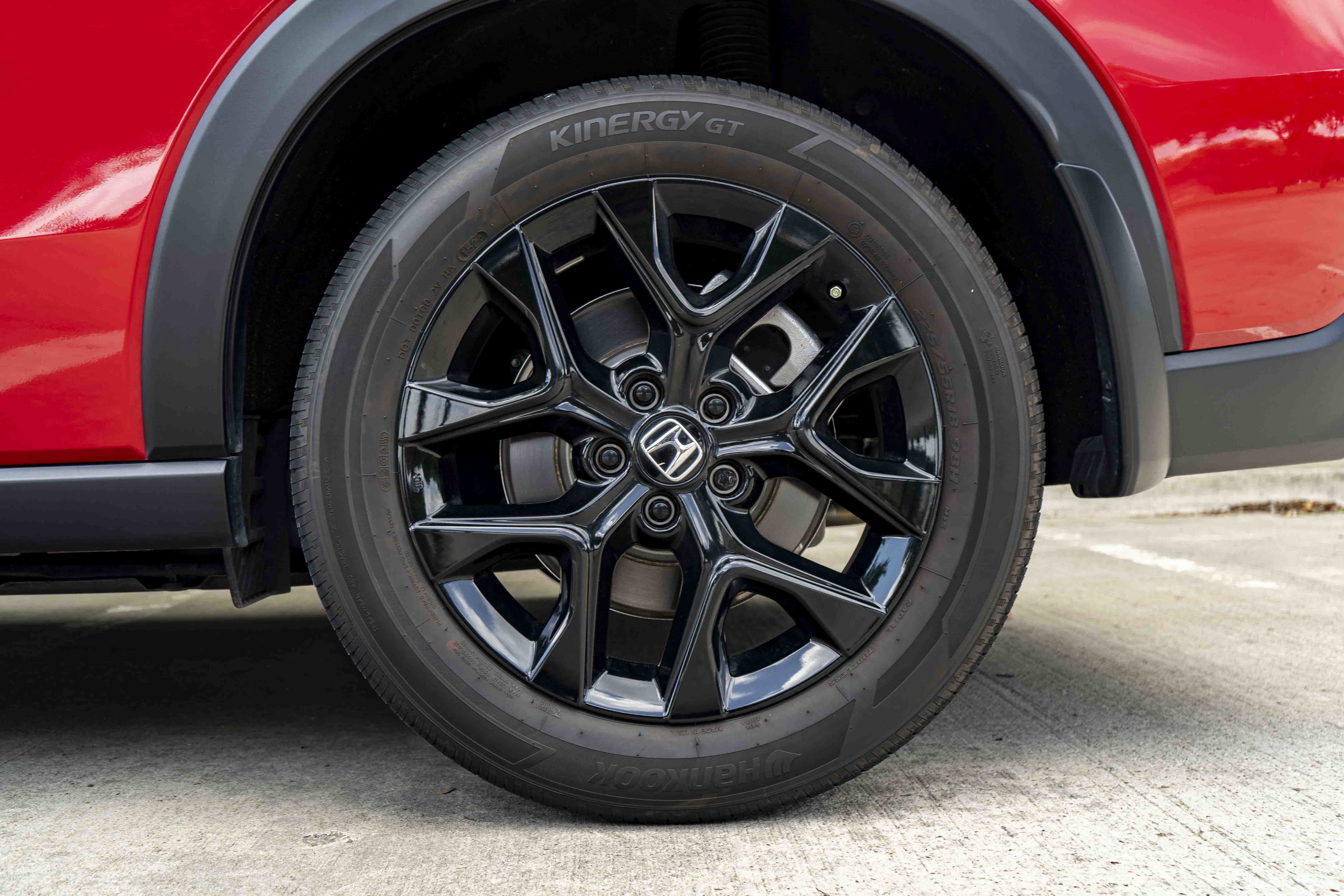 Certified 2025 Honda HR-V Sport image 15