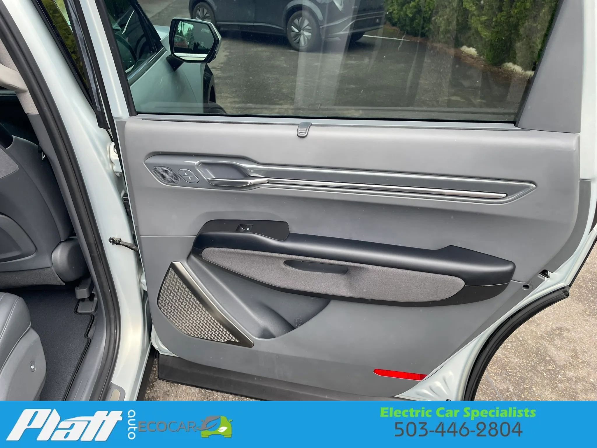 Used 2024 Kia EV9 Land image 55