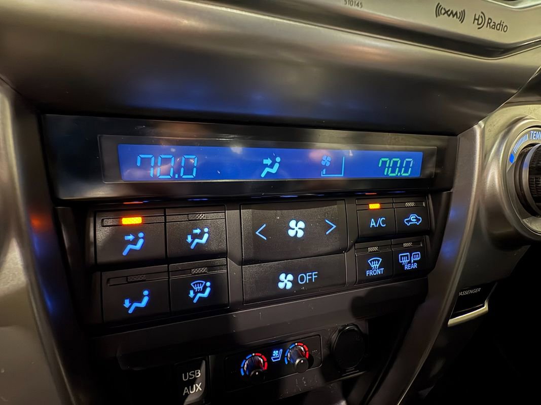 Used 2017 Toyota 4Runner Limited w/ Four Season Floor Mat Package image 23