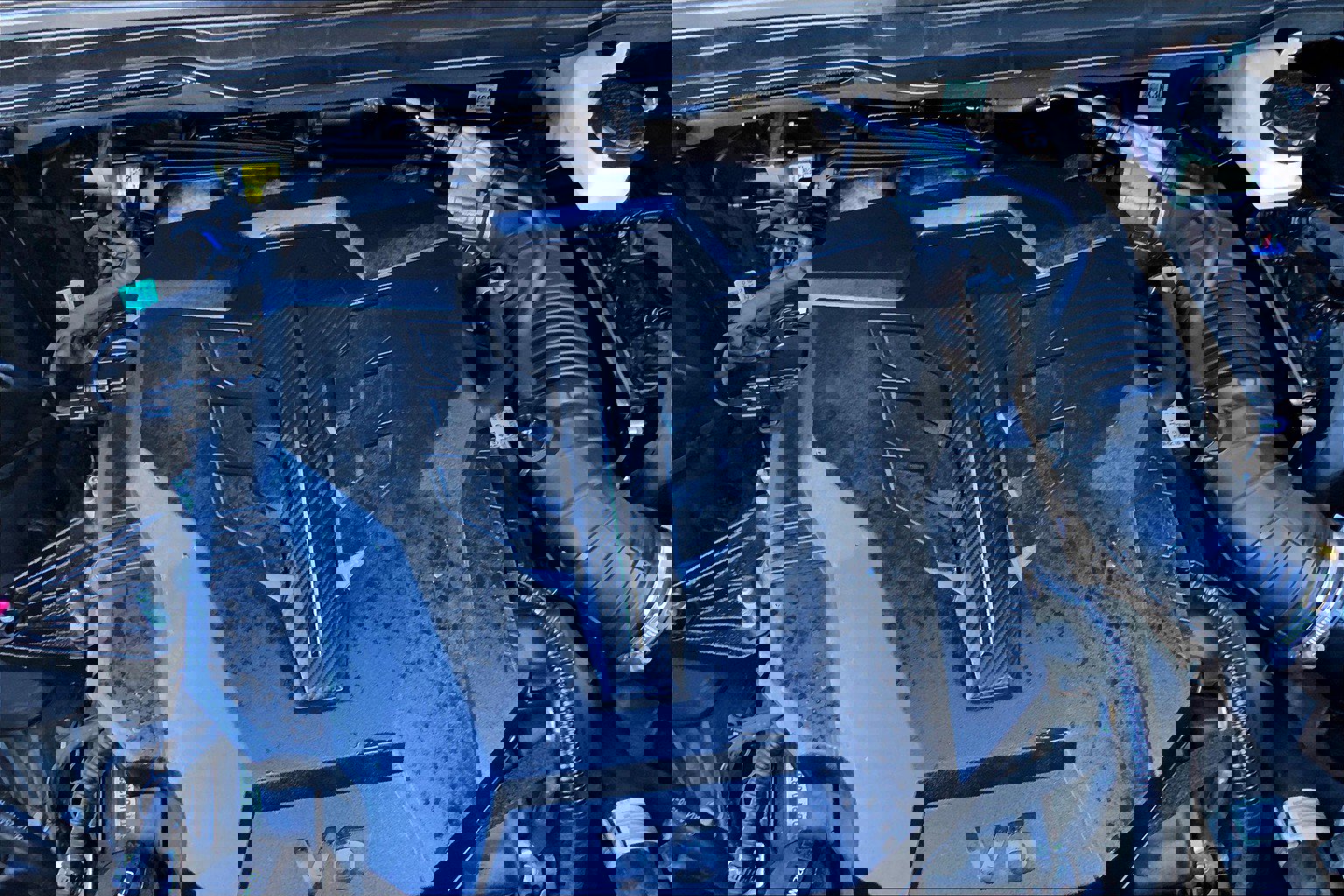 Used 2024 Kia Carnival LX image 33