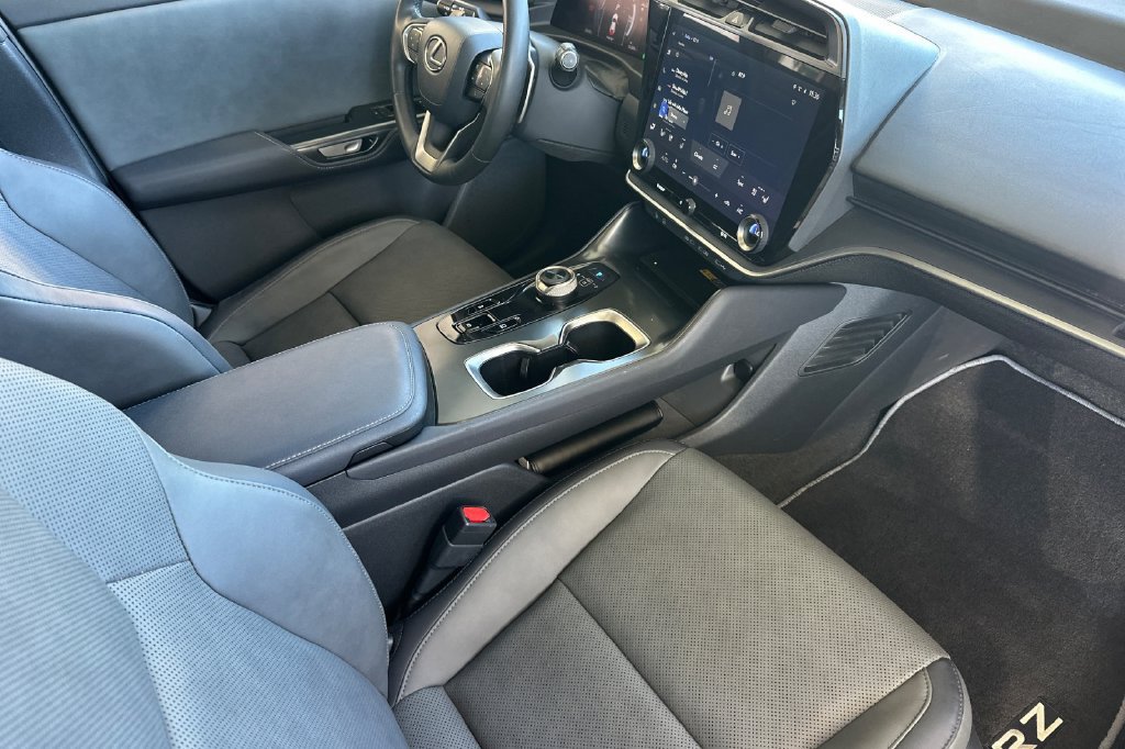 Used 2023 Lexus RZ 450e Premium w/ Technology Package AWD/4WD image 18