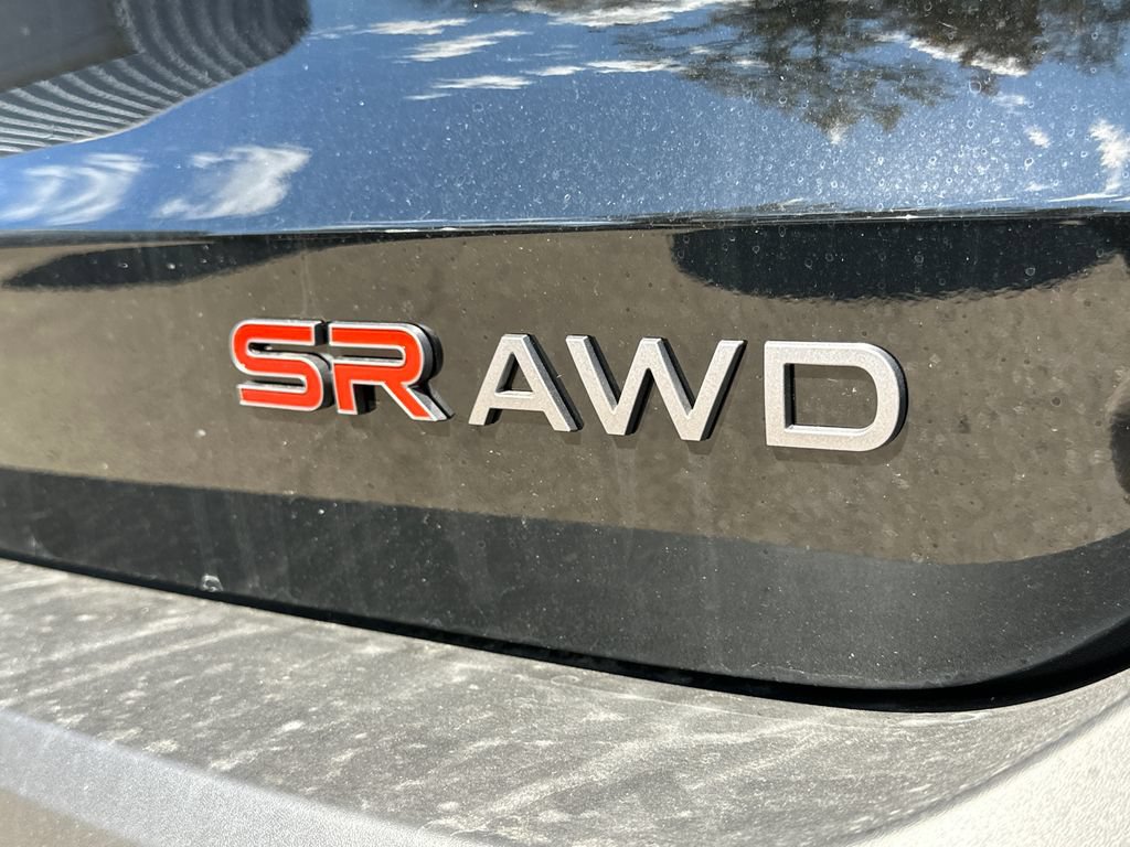 New 2026 Nissan Kicks SR w/ Cold Weather Package AWD/4WD image 21