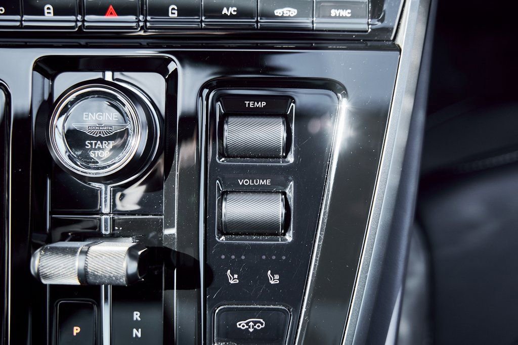 Used 2025 Aston Martin DBX 707 image 66