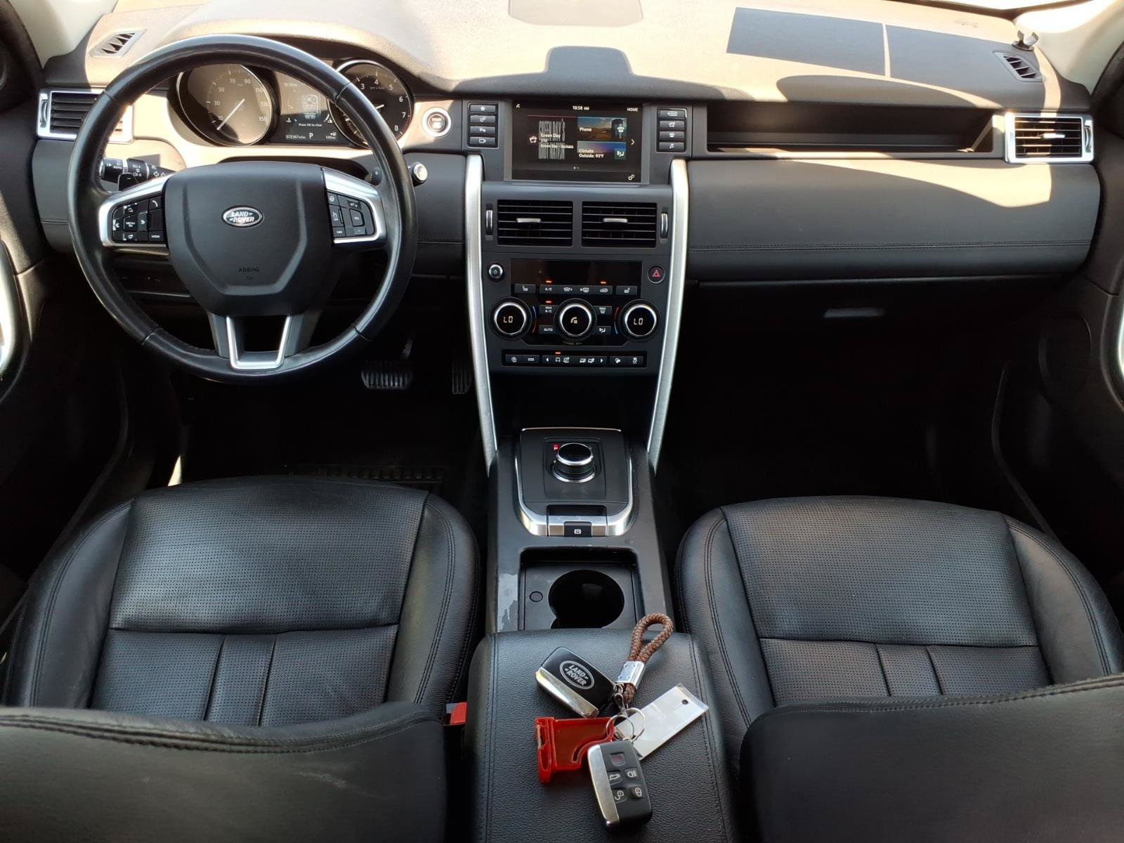 Used 2019 Land Rover Discovery Sport SE AWD/4WD image 16