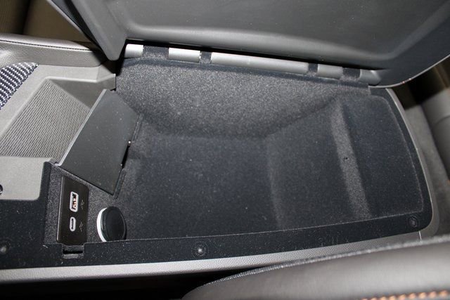 Used 2025 Cadillac CT5 V w/ Technology Package AWD/4WD image 25