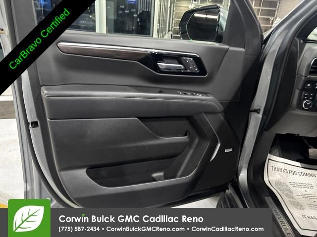 Certified 2025 Chevrolet Suburban Premier AWD/4WD image 15