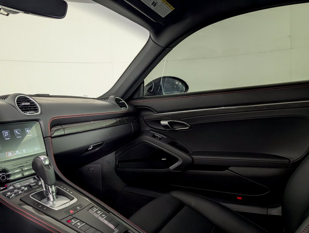 Certified 2025 Porsche 718 Cayman S RWD image 22