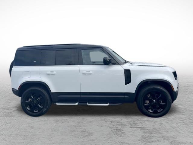 Used 2024 Land Rover Defender 110 S AWD/4WD image 4