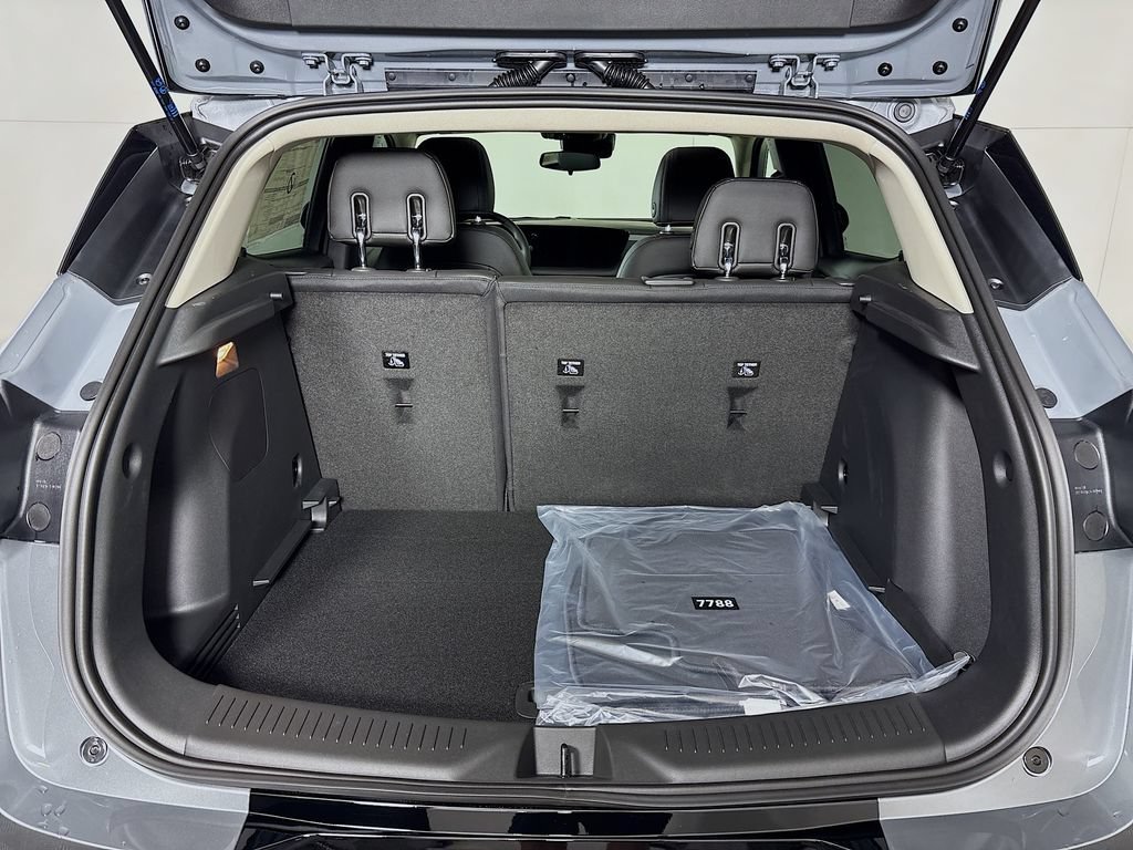 New 2026 Buick Encore GX Sport Touring w/ Advanced Technology Package AWD/4WD image 24