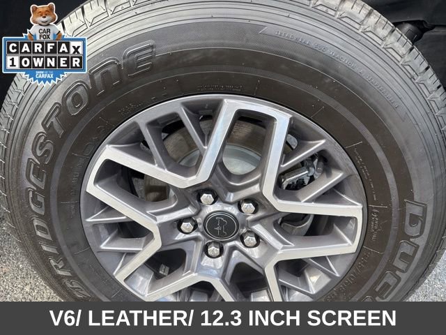 Used 2024 Jeep Wrangler Sahara image 10
