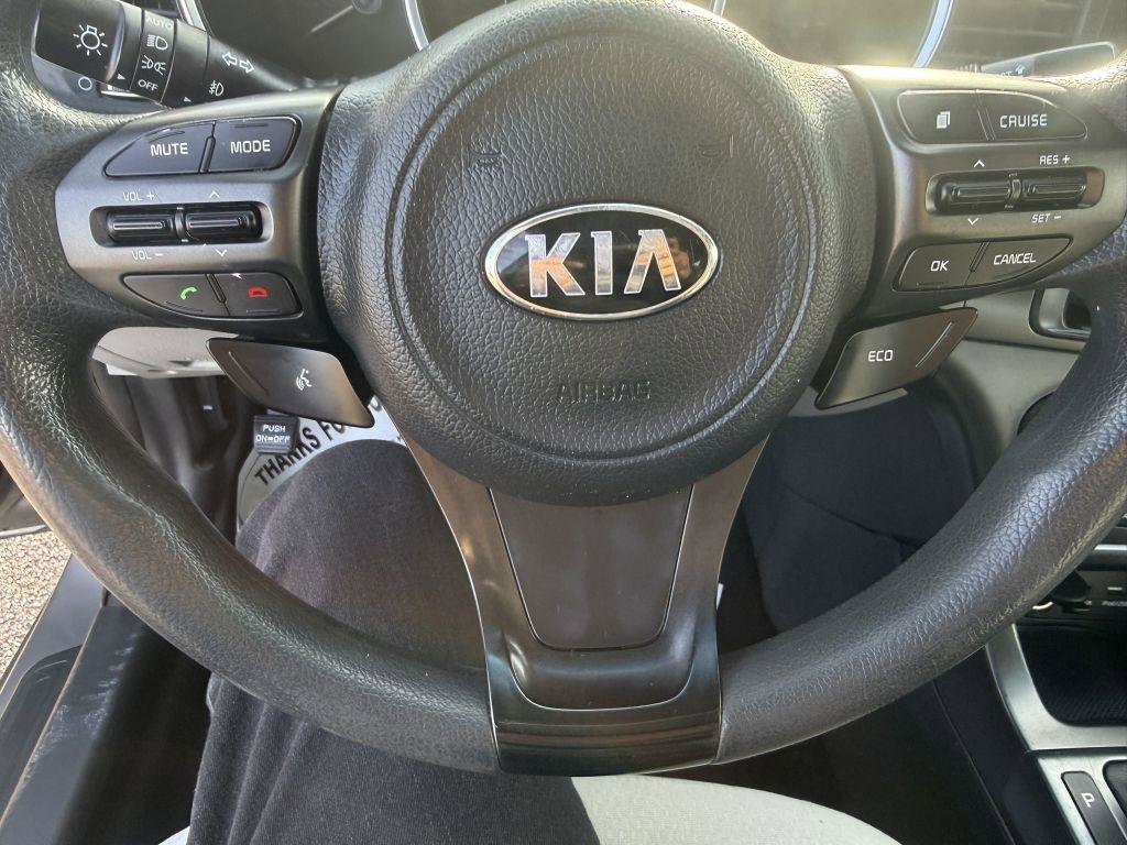 Used 2015 Kia Optima LX FWD image 11