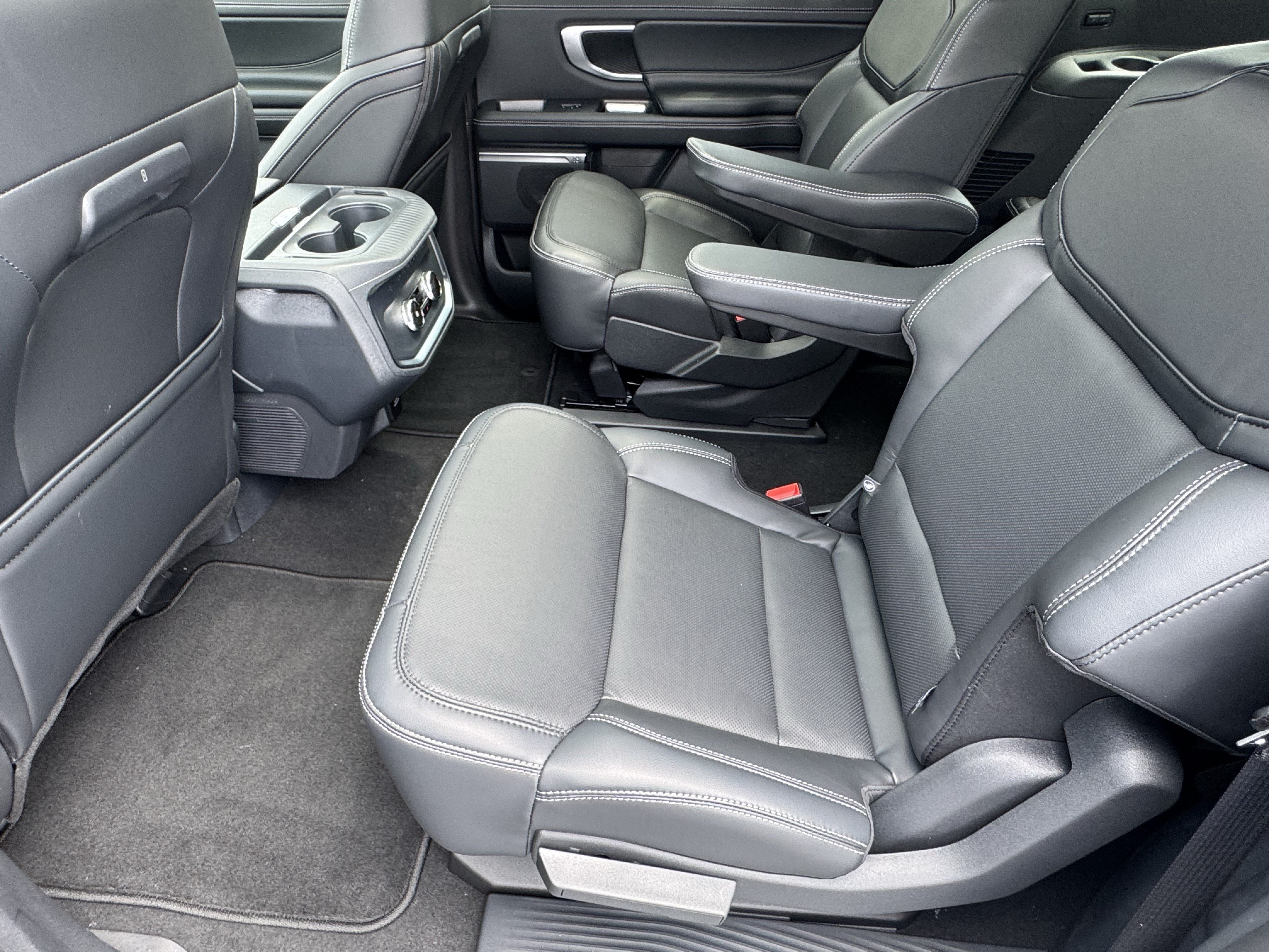 New 2026 Ford Expedition Max Platinum w/ Stealth Appearance Package AWD/4WD image 23