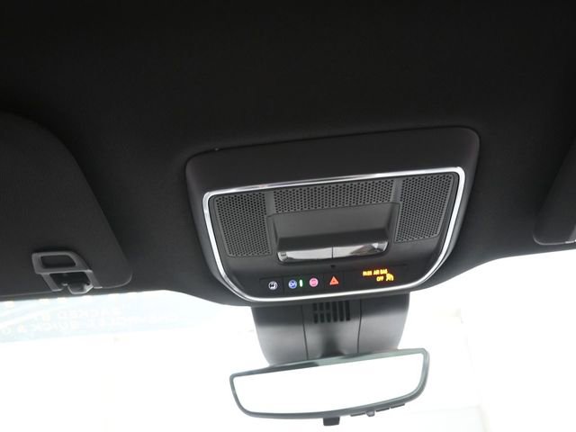 Used 2024 GMC Sierra EV Denali image 12