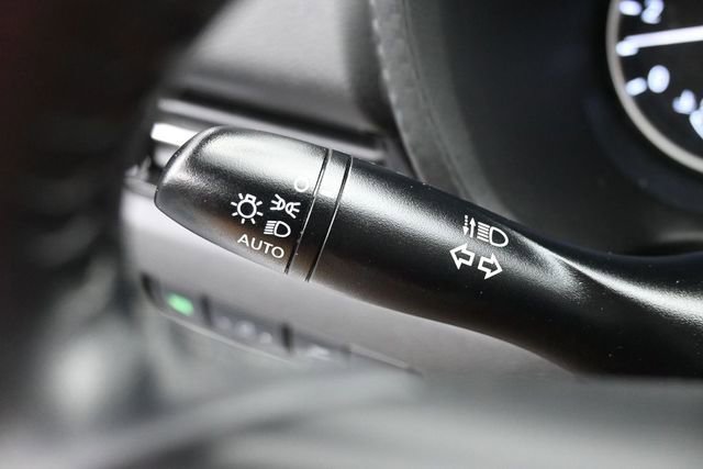 Used 2020 Nissan Sentra SV FWD image 23