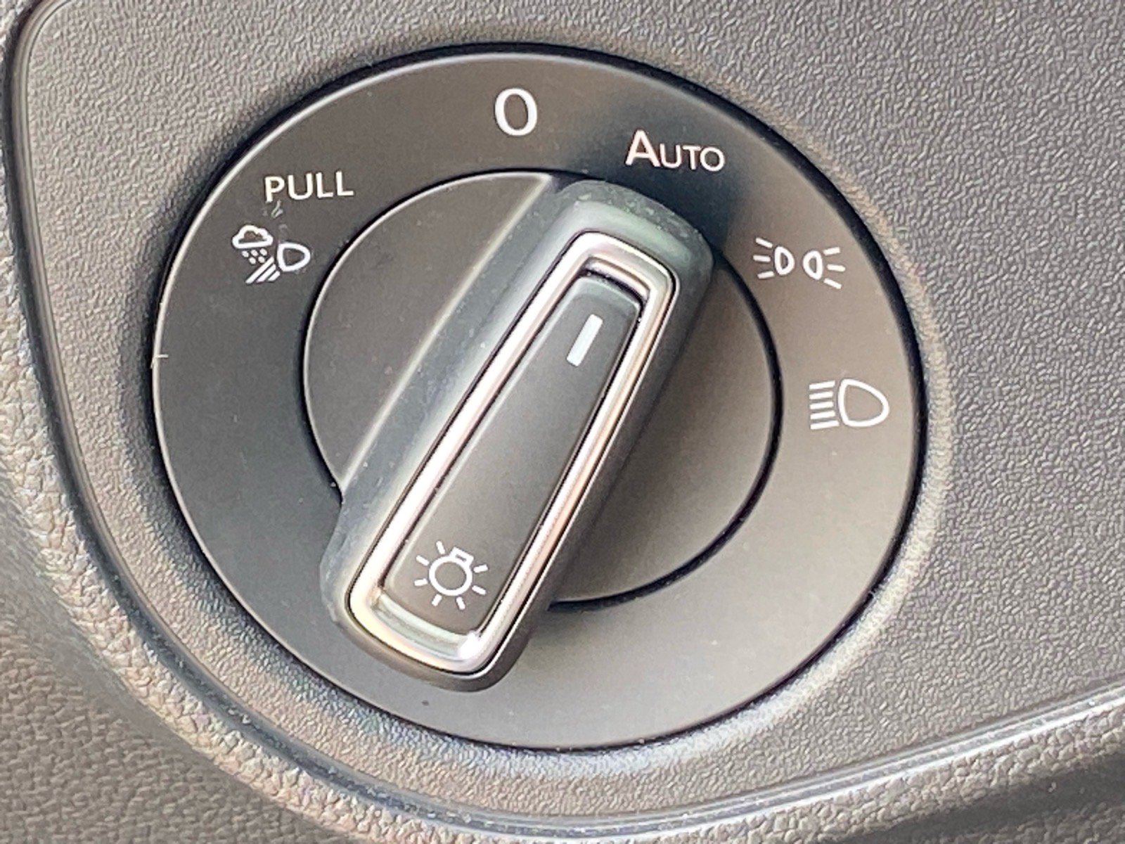 Used 2022 Volkswagen Atlas SE AWD/4WD image 16