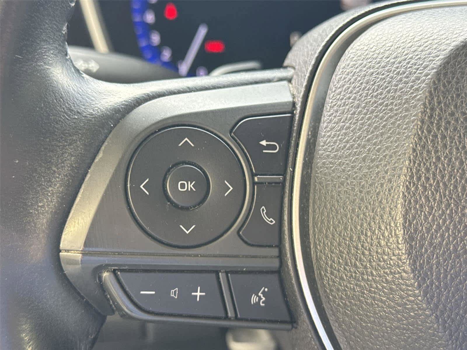 Used 2020 Toyota Corolla XSE FWD image 22