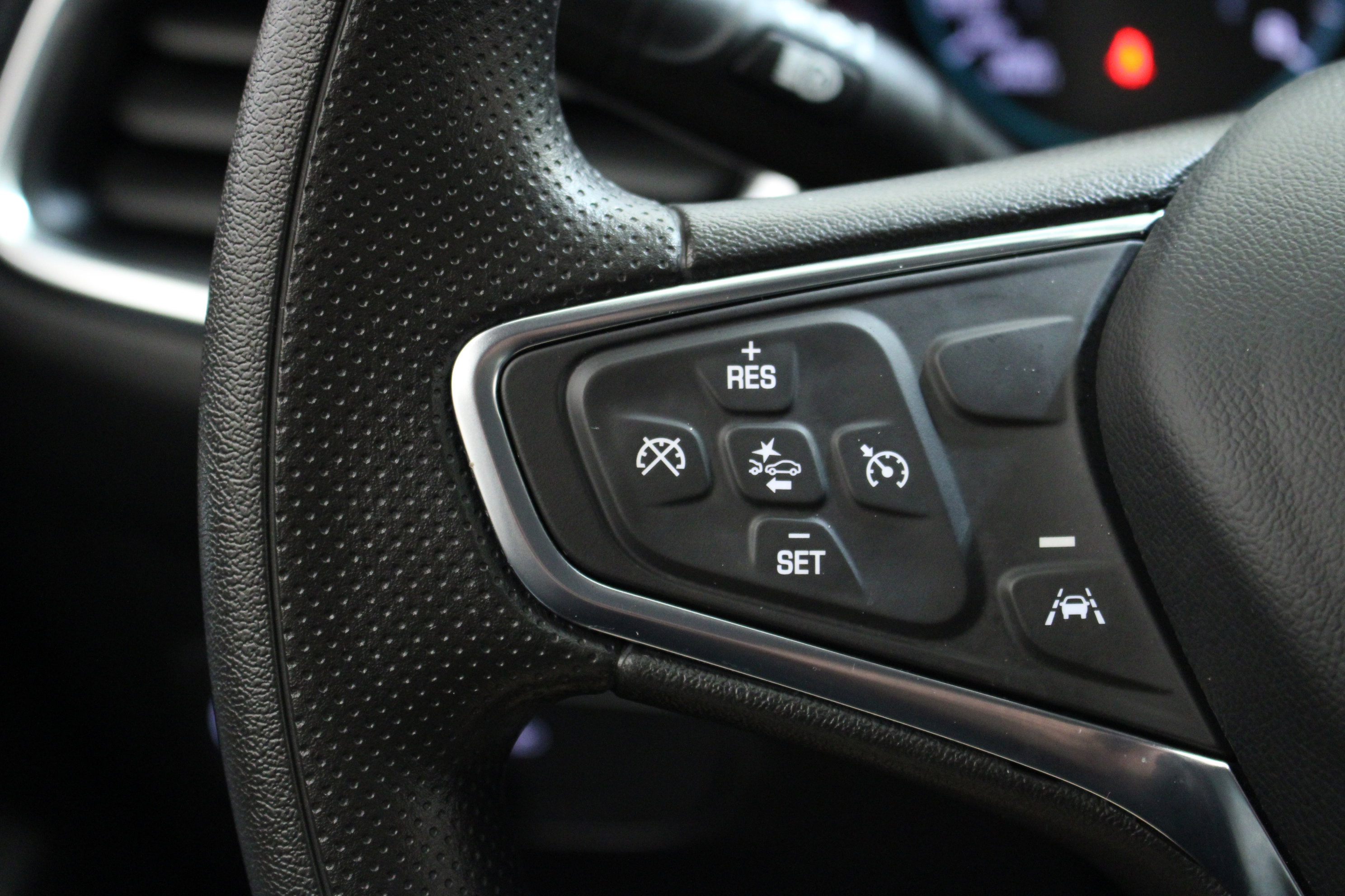 Used 2024 Chevrolet Equinox LS AWD/4WD image 14