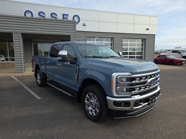 Used 2023 Ford F350 Lariat w/ Tow Technology Package image 7