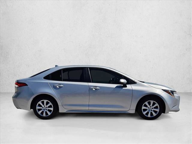 Used 2020 Toyota Corolla LE image 4