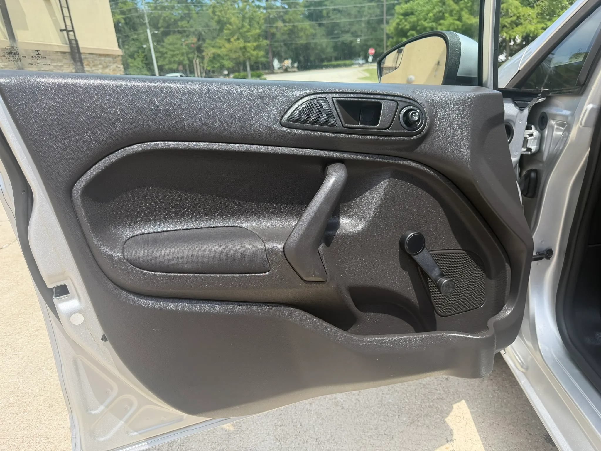 Used 2017 Ford Fiesta S FWD image 12