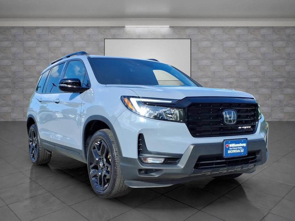 Used 2024 Honda Passport Black Edition image 1
