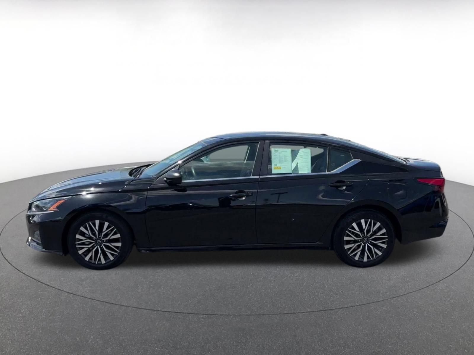 Used 2026 Nissan Altima 2.5 SV FWD image 8
