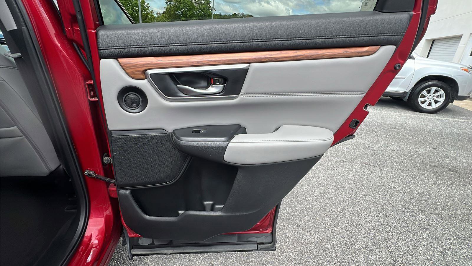 Used 2020 Honda CR-V EX-L image 14