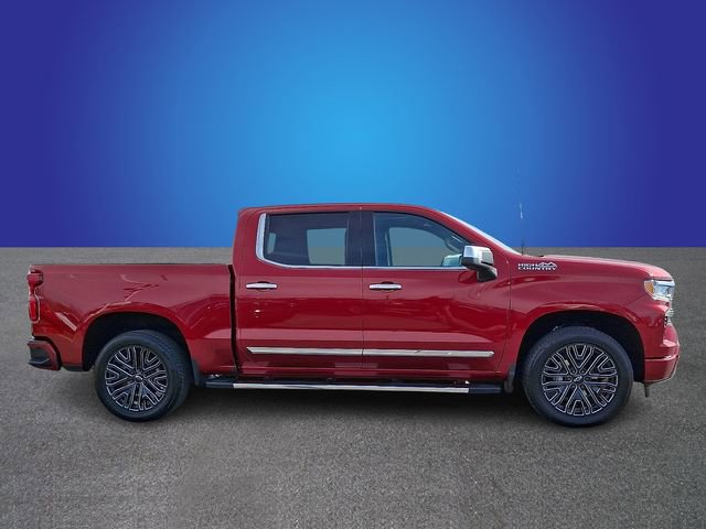 Used 2025 Chevrolet Silverado 1500 High Country w/ Technology Package image 3