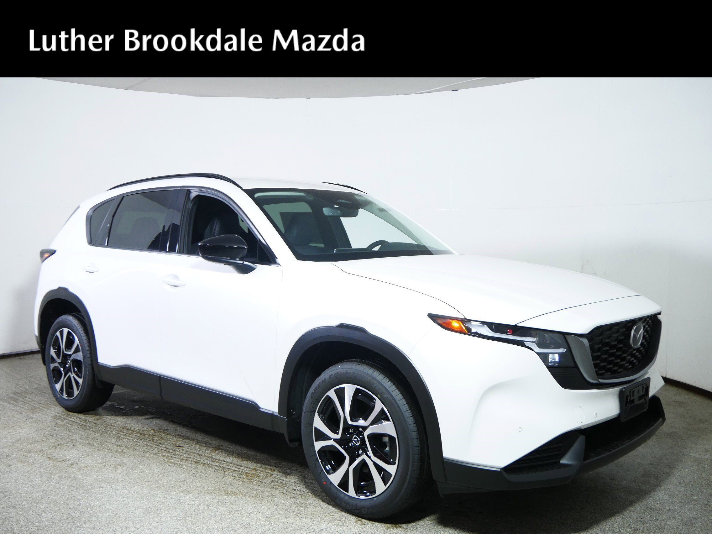 New 2026 MAZDA CX-5 Preferred AWD/4WD image 1