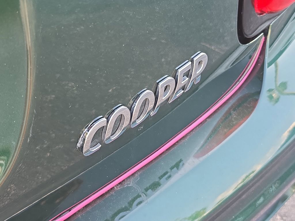 Used 2016 MINI Cooper 2-Door Hardtop image 6