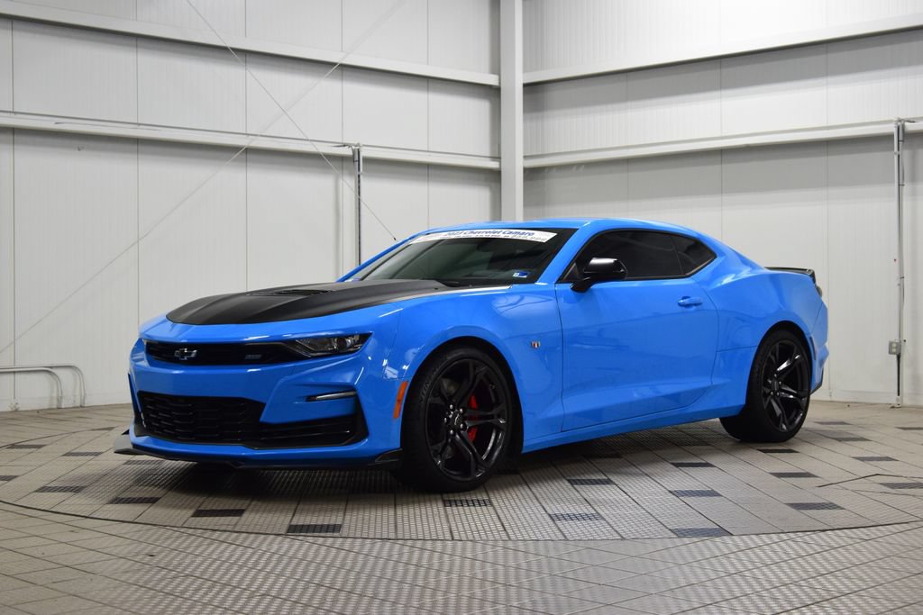 Used 2023 Chevrolet Camaro SS RWD image 3