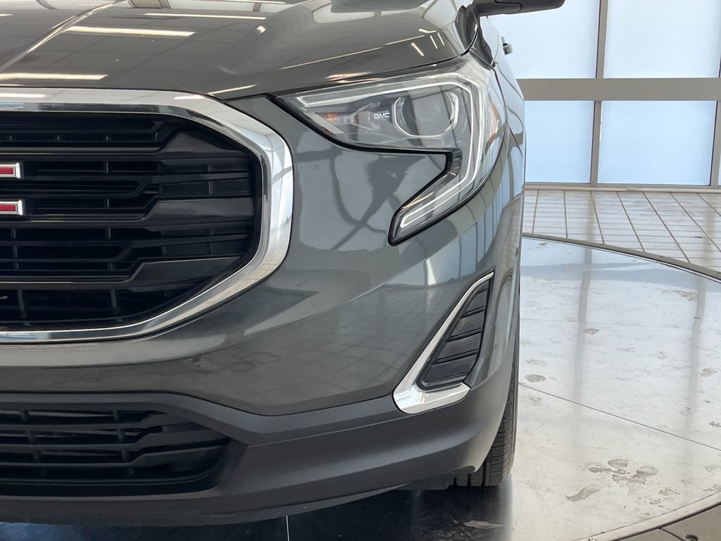 Used 2018 GMC Terrain SLE image 11