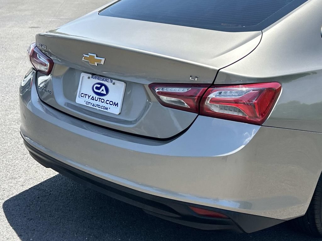 Used 2022 Chevrolet Malibu LT FWD image 14