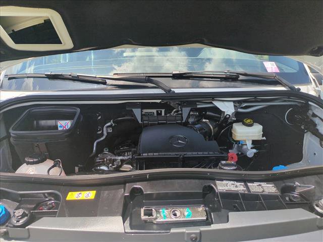 Used 2023 Mercedes-Benz Sprinter 2500 image 21