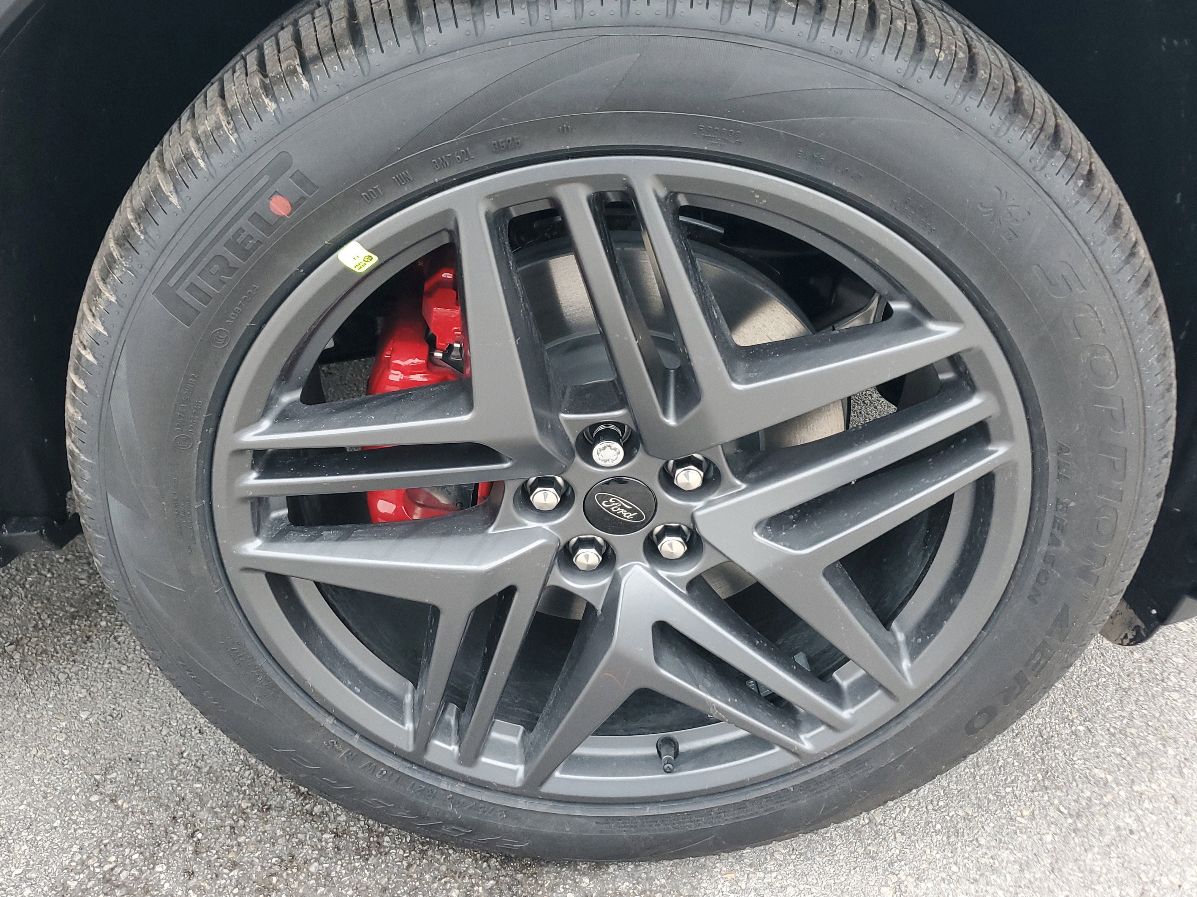 New 2026 Ford Explorer ST w/ Sun And Sound Package image 8