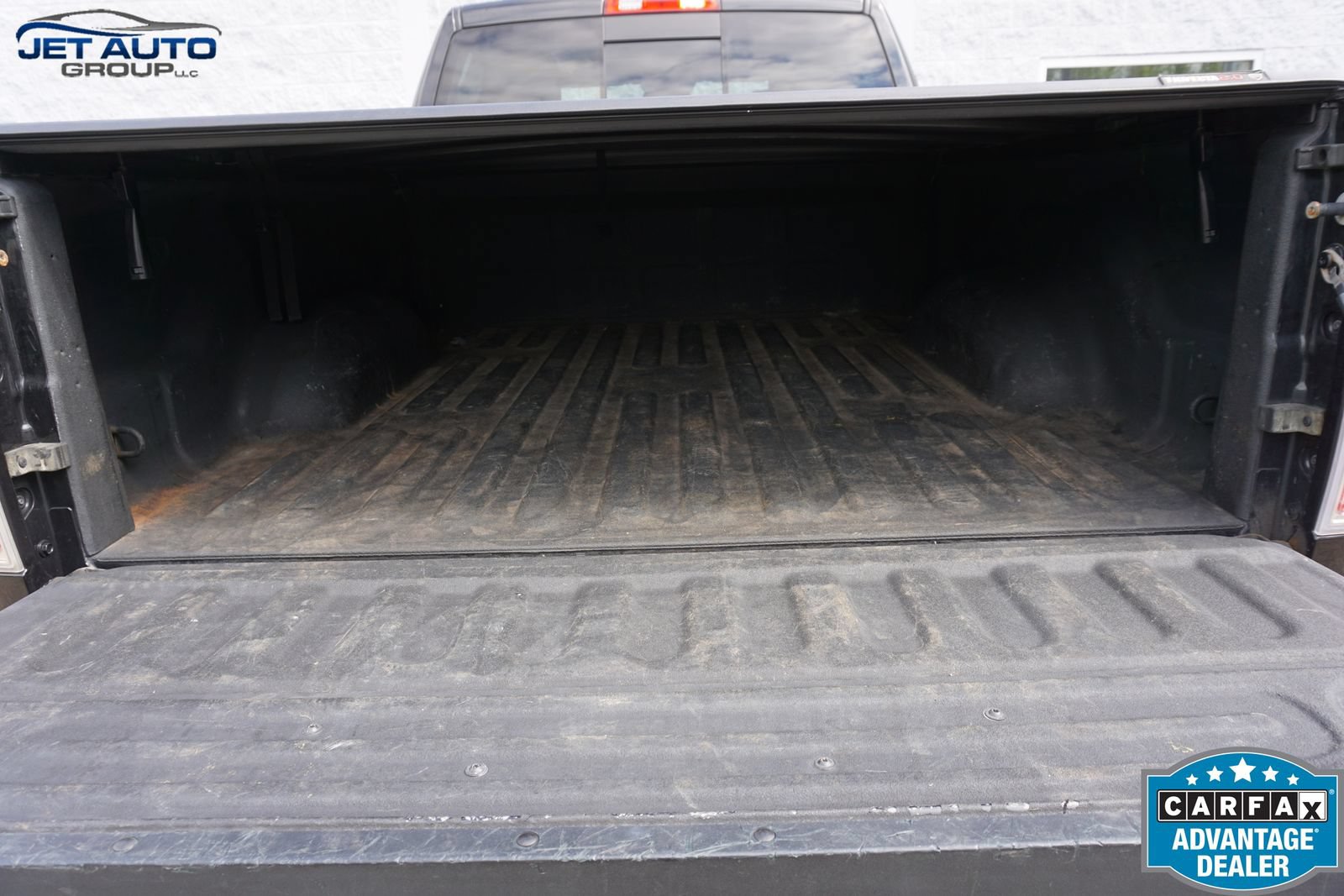 Used 2016 RAM 1500 Laramie AWD/4WD image 17
