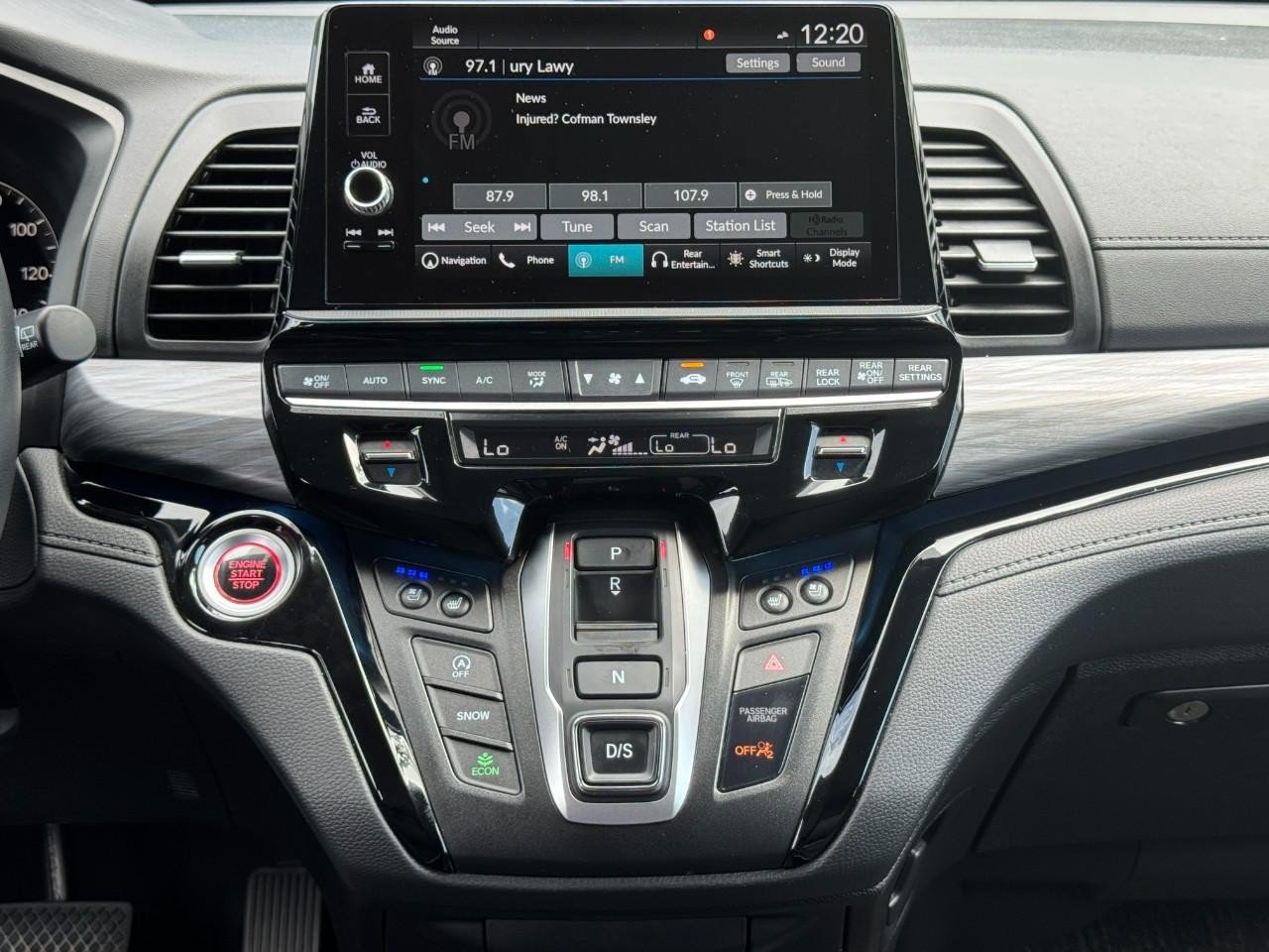 Used 2025 Honda Odyssey Elite image 16