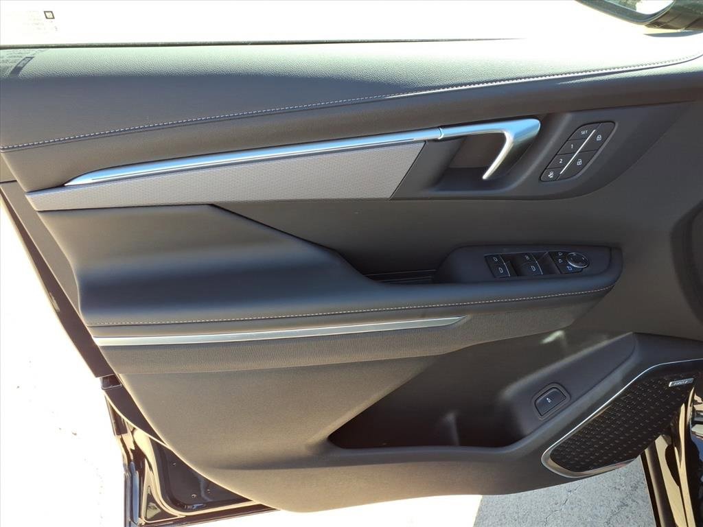 New 2026 Buick Enclave Sport Touring image 15