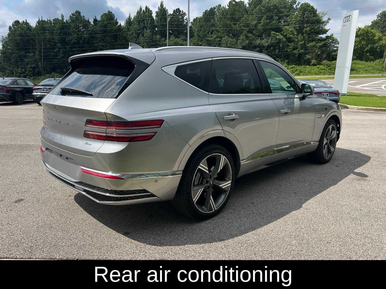 Used 2025 Genesis GV80 2.5T Prestige AWD/4WD image 5