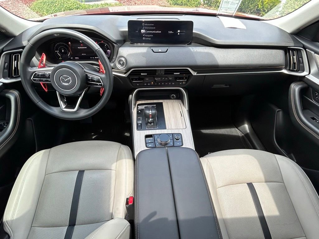 Used 2024 MAZDA CX-90 Plug-In Hybrid w/ Preferred AWD/4WD image 10