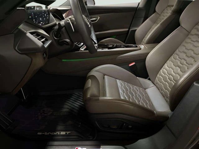 Used 2023 Audi RS e-tron GT w/ Carbon Performance Package image 59