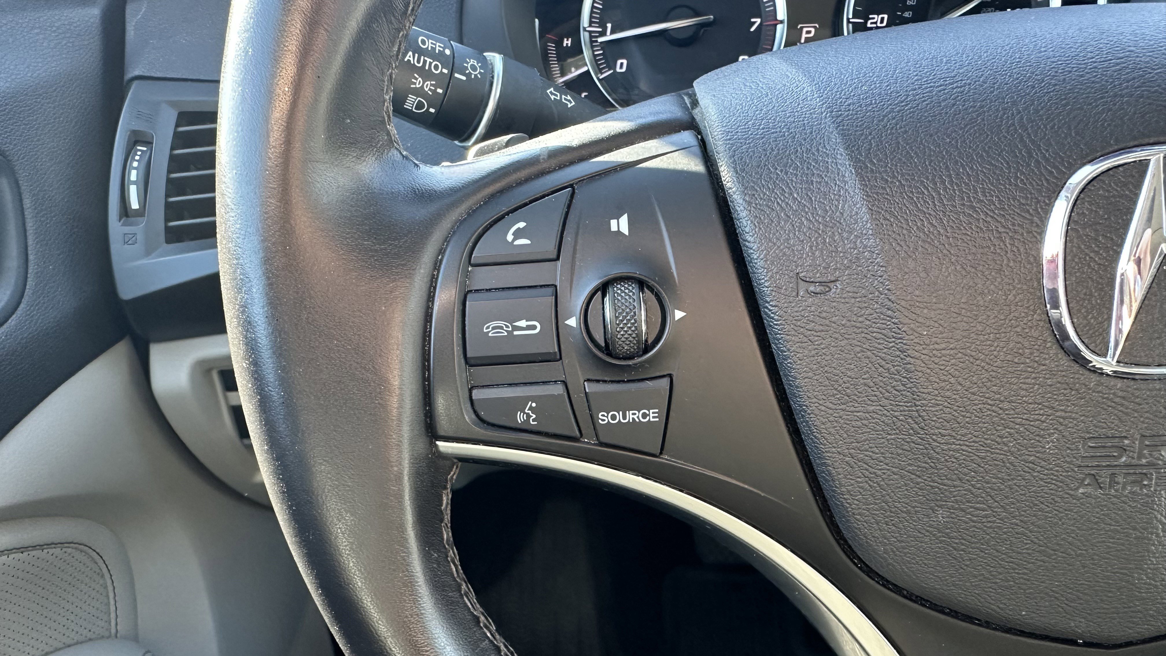 Used 2020 Acura MDX SH-AWD w/ Technology Package image 20