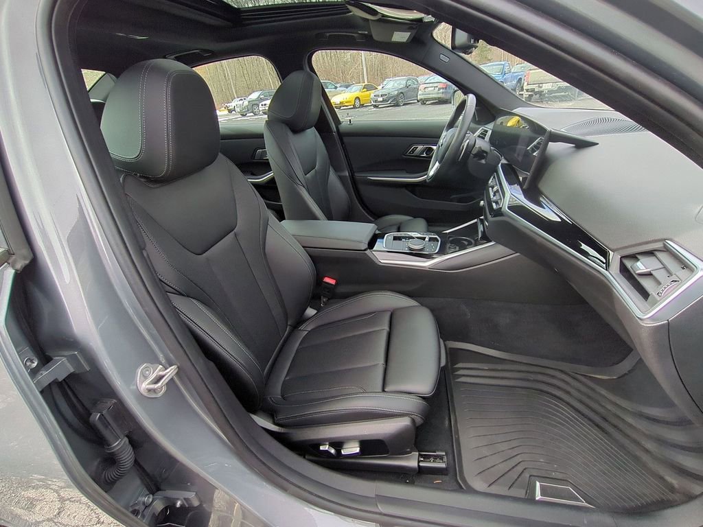 Certified 2023 BMW 330i xDrive Sedan w/ Driving Assistance Package image 23