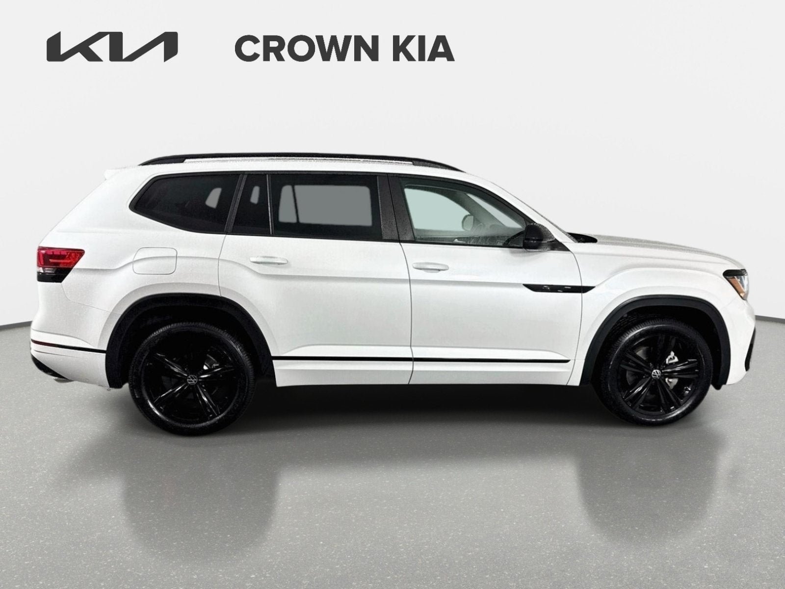 Used 2023 Volkswagen Atlas SEL R-Line AWD/4WD image 5