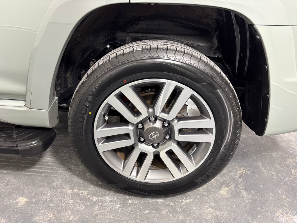 Used 2022 Toyota 4Runner TRD Sport RWD image 32
