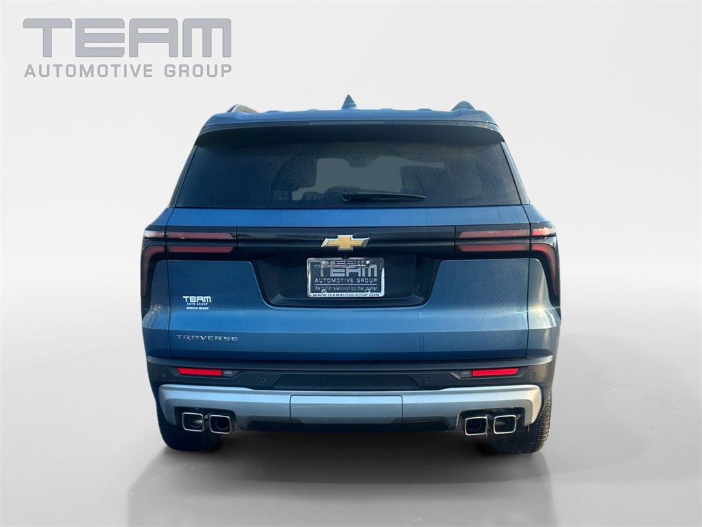 Used 2025 Chevrolet Traverse LT image 6