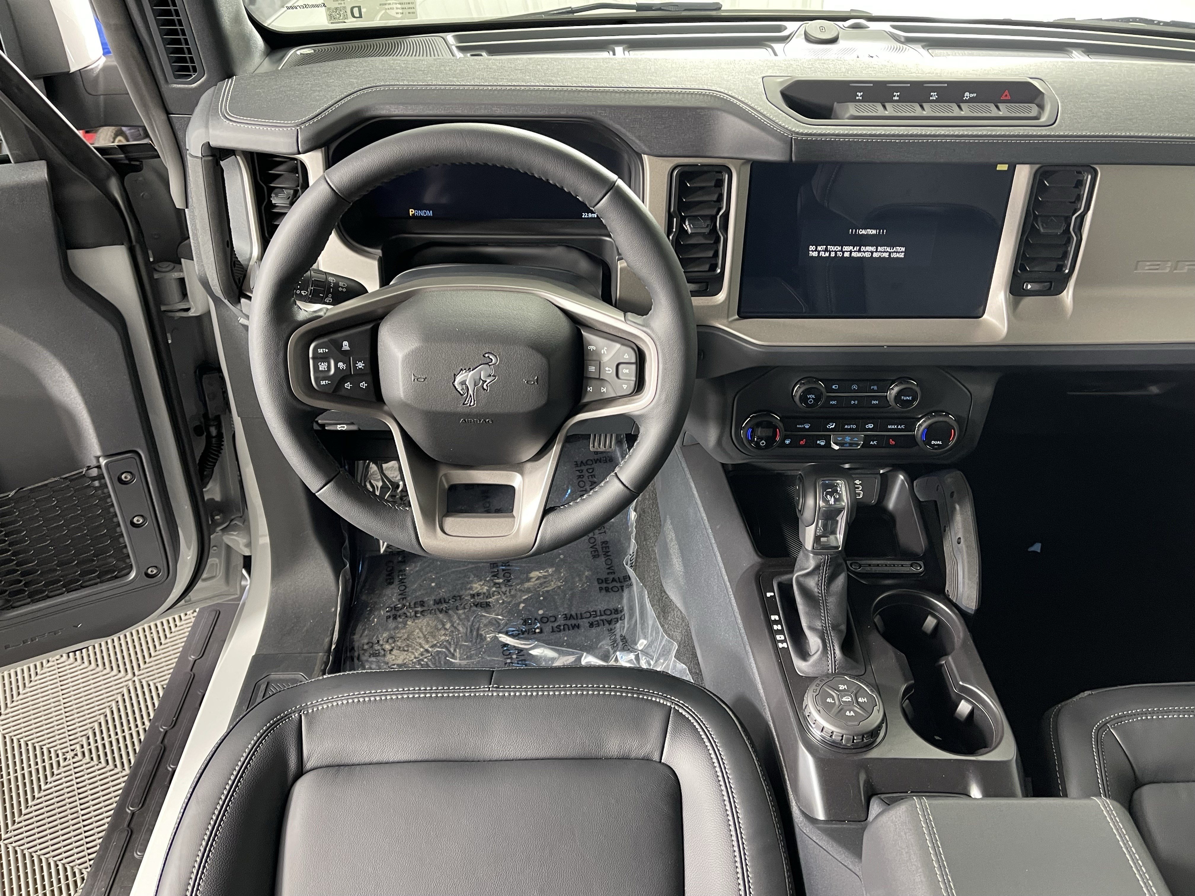 New 2026 Ford Bronco Outer Banks w/ Sasquatch Package AWD/4WD image 12